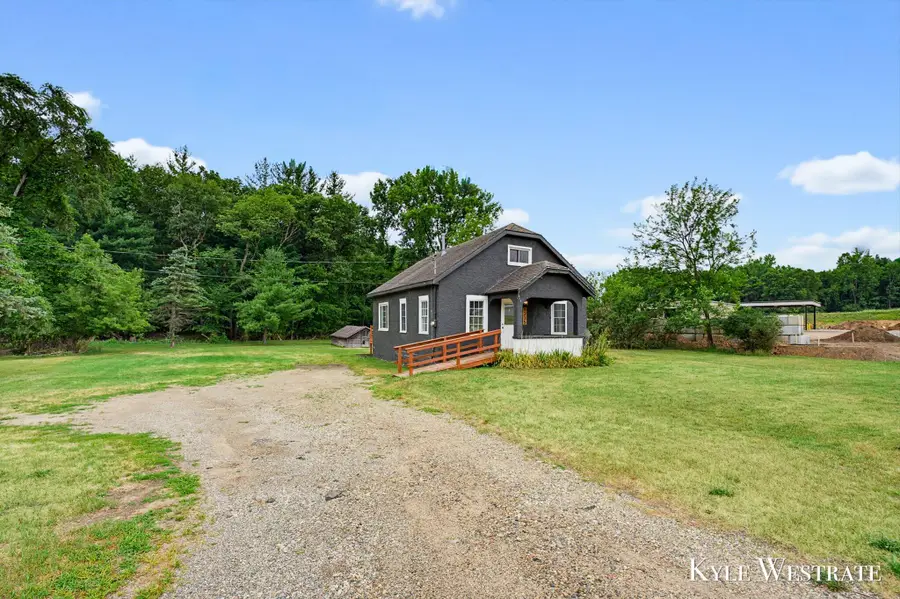 9335 SW Greenville Road, Greenville, MI 48838 - #2