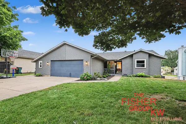 8504 Corsica Drive, Jenison, MI 49428