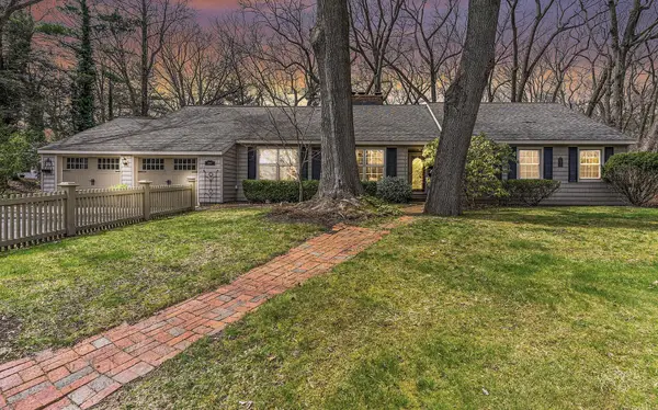 17887 N Fruitport Road, SpringLake, MI 49456