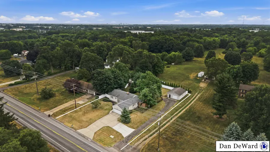 2888 4 Mile Road NW, Grand Rapids, MI 49544 - #2