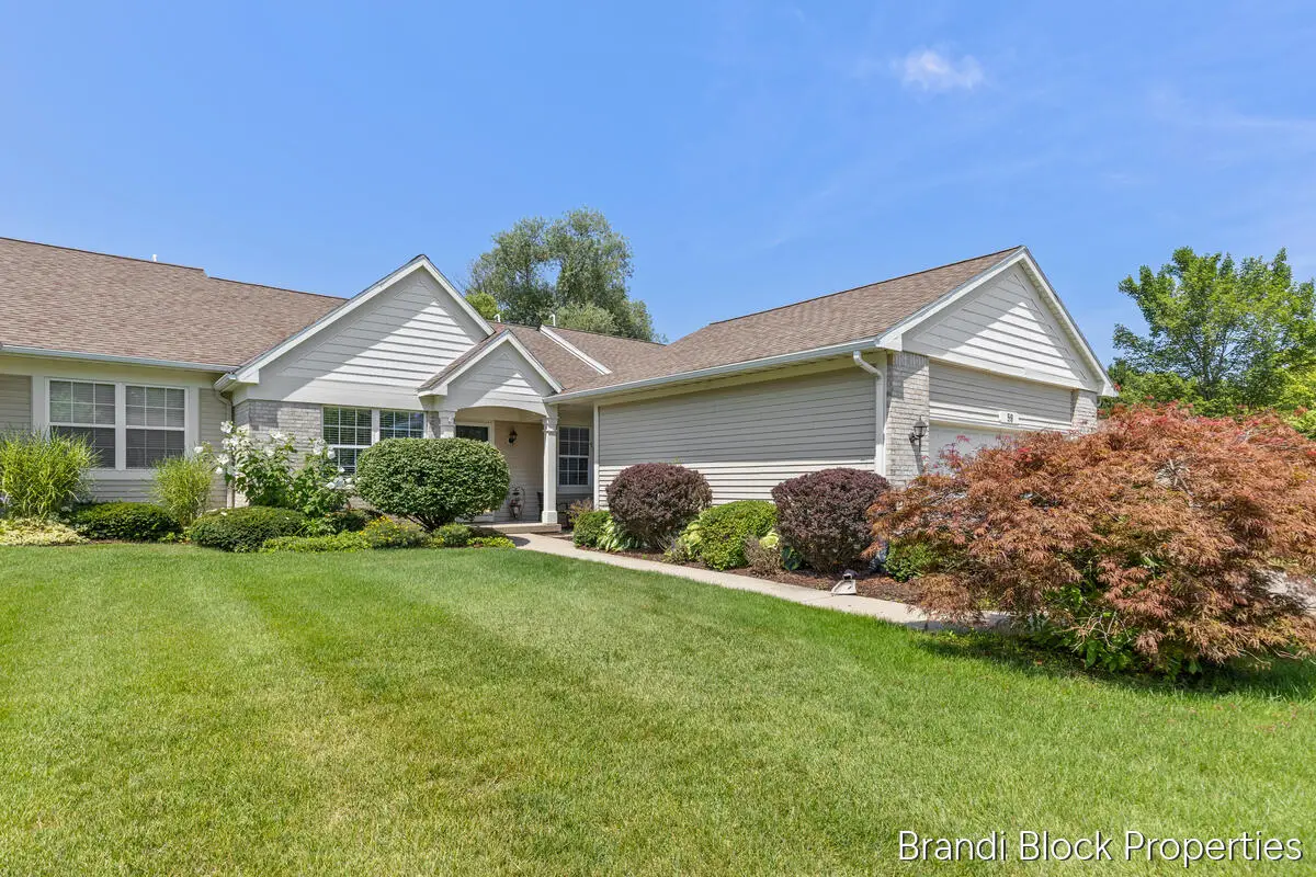59 Pond Ridge Drive NE Building: F Unit: 20, Grand Rapids, MI 49546 - #1