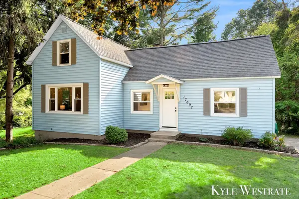 17697 Dogwood Drive, SpringLake, MI 49456