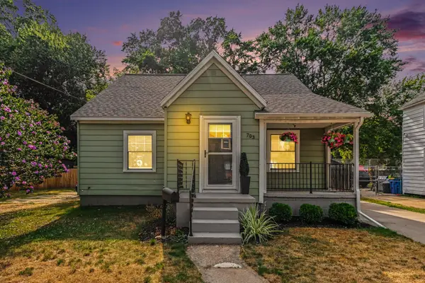 703 Garfield Avenue NW, GrandRapids, MI 49504