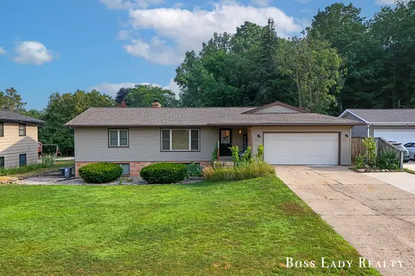 3525 Yellowstone Drive SW, Grandville, MI 49418