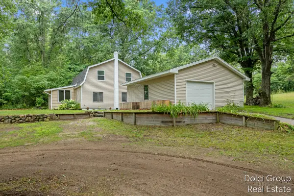 1585 Clinton Lane, WhiteCloud, MI 49349