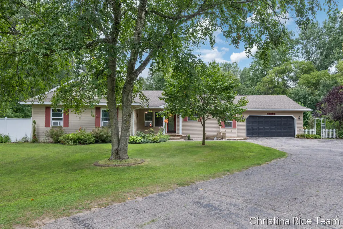 10226 SW Greenville Road, Greenville, MI 48838 - #1