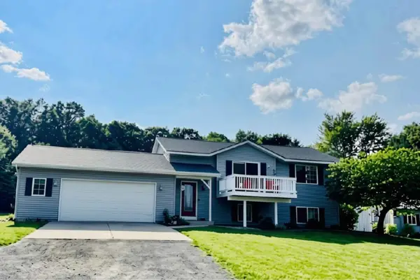 13955 Pine Lake Avenue NE, CedarSprings, MI 49319