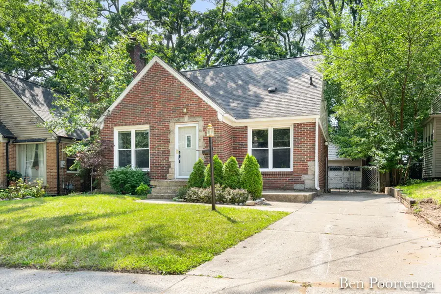 1435 Philadelphia Avenue SE, Grand Rapids, MI 49507 - #3