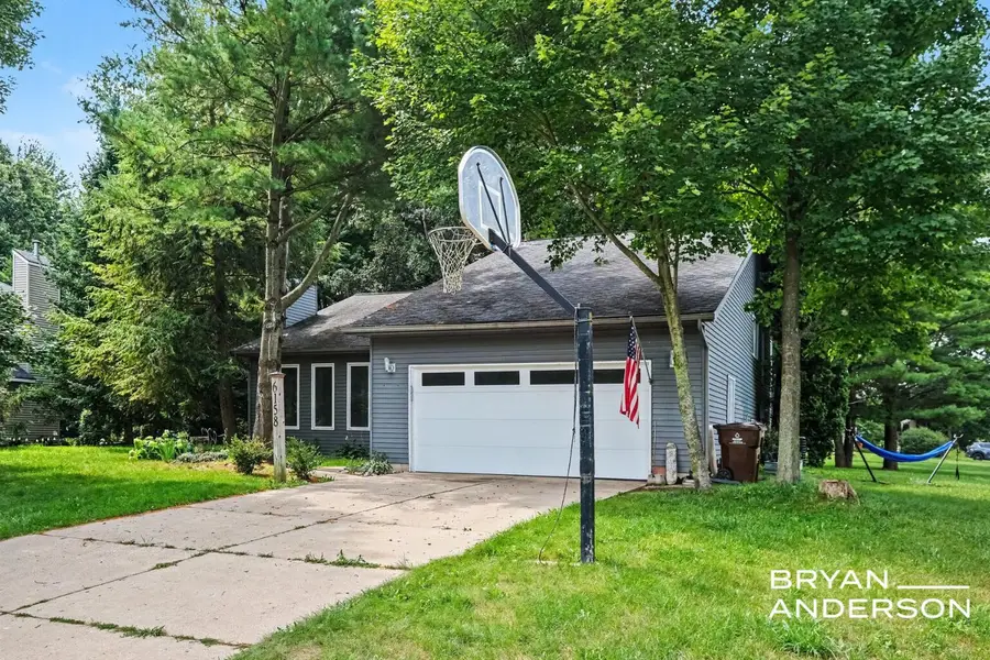 6158 Miramonte Drive NE, Rockford, MI 49341 - #2