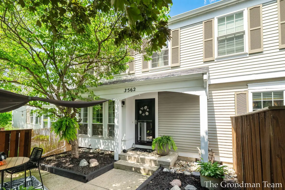 3562 Whispering Brook Drive SE Building: 2 Unit: 55, Kentwood, MI 49508 - #1