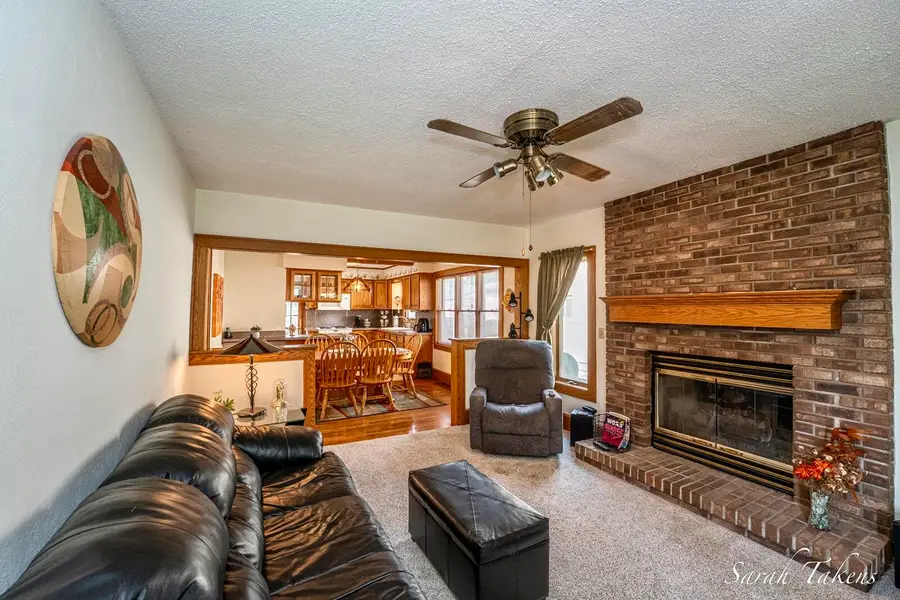 116 35th Street SE, Grand Rapids, MI 49548 - #3