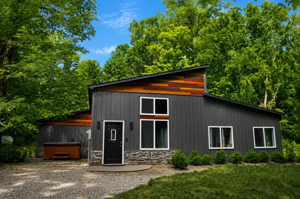 4142 Sayles Road, Ionia, MI 48846