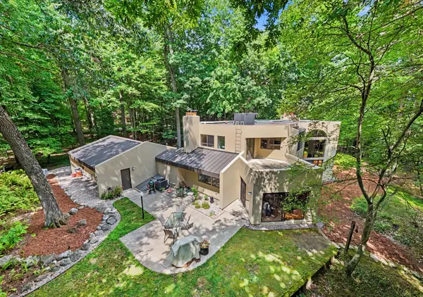 10109 Hathaway Drive, Greenville, MI 48838