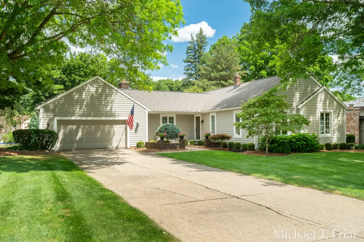 6479 Ridgemont Drive SE, Cascade, MI 49546 - #1