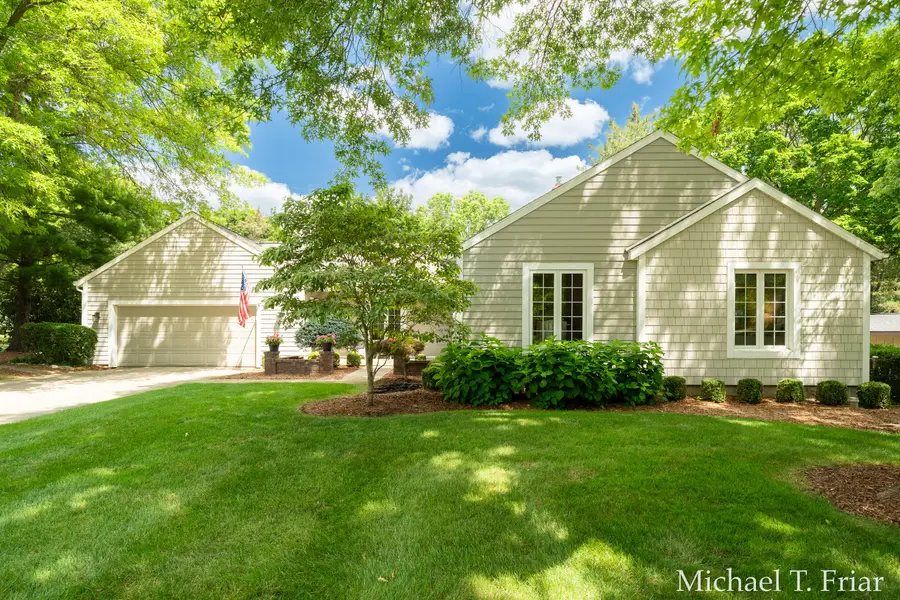6479 Ridgemont Drive SE, Cascade, MI 49546 - #2