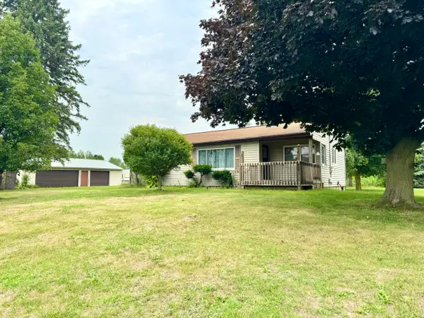 6352 Gavin Lake Avenue NE, Rockford, MI 49341
