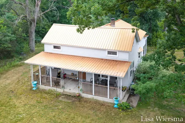 4393 E 8th Street, WhiteCloud, MI 49349