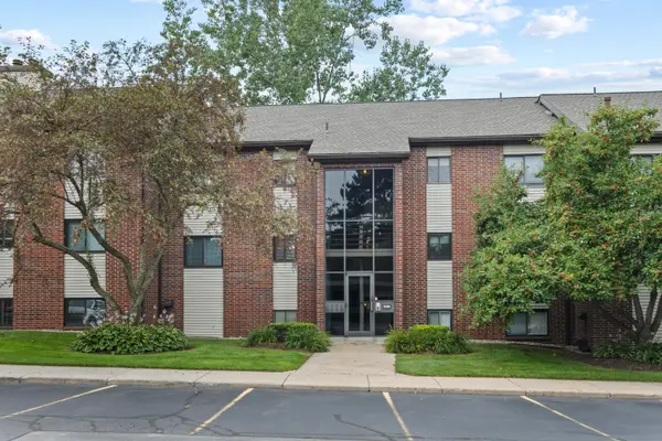 3396 Devonwood Hills NE Unit: C, GrandRapids, MI 49525