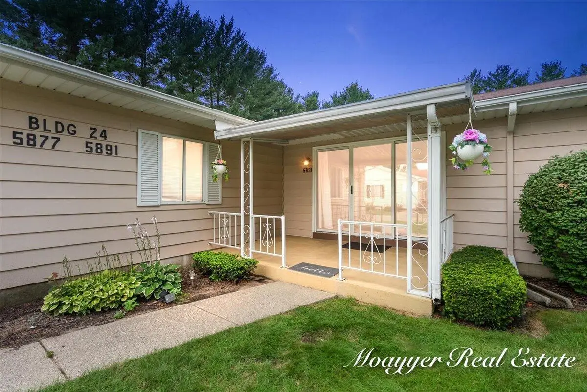 5891 Leisure S Drive SE, Grand Rapids, MI 49548 - #1