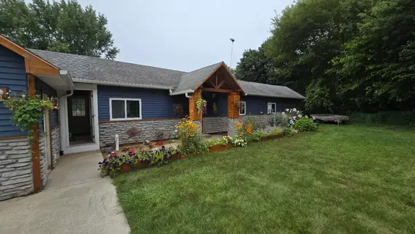 11118 E Grand River Avenue, Portland, MI 48875