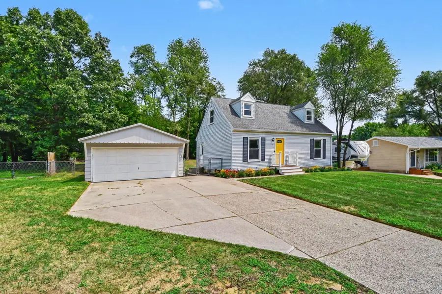 1678 Stonewood Drive SE, Lowell, MI 49331 - #2