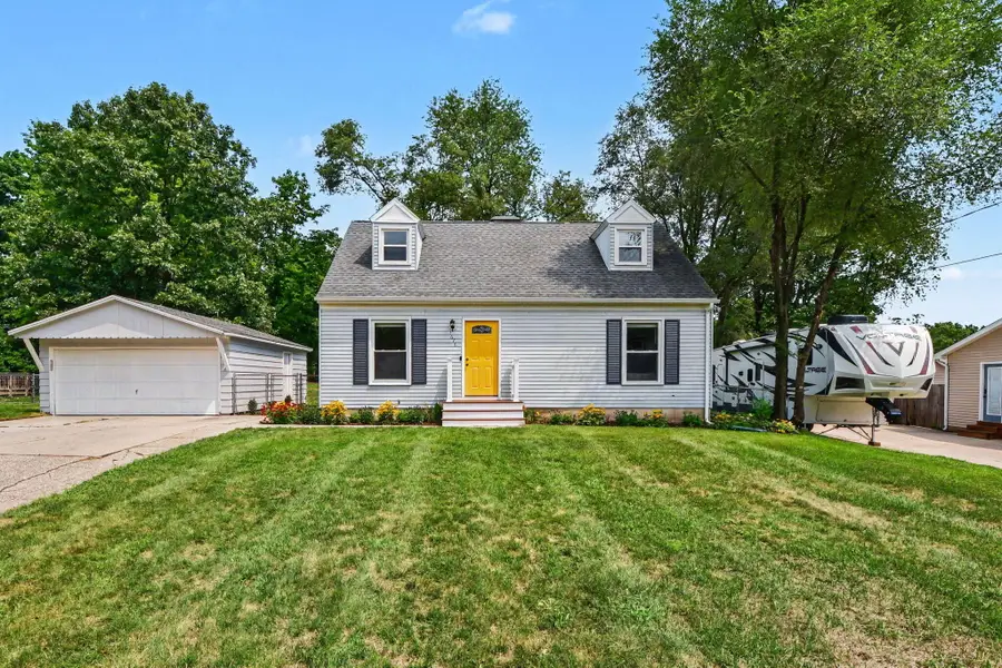 1678 Stonewood Drive SE, Lowell, MI 49331 - #3