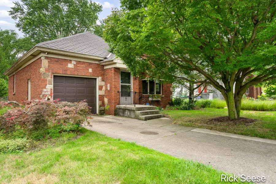 2344 Madison Avenue SE, Grand Rapids, MI 49507 - #2