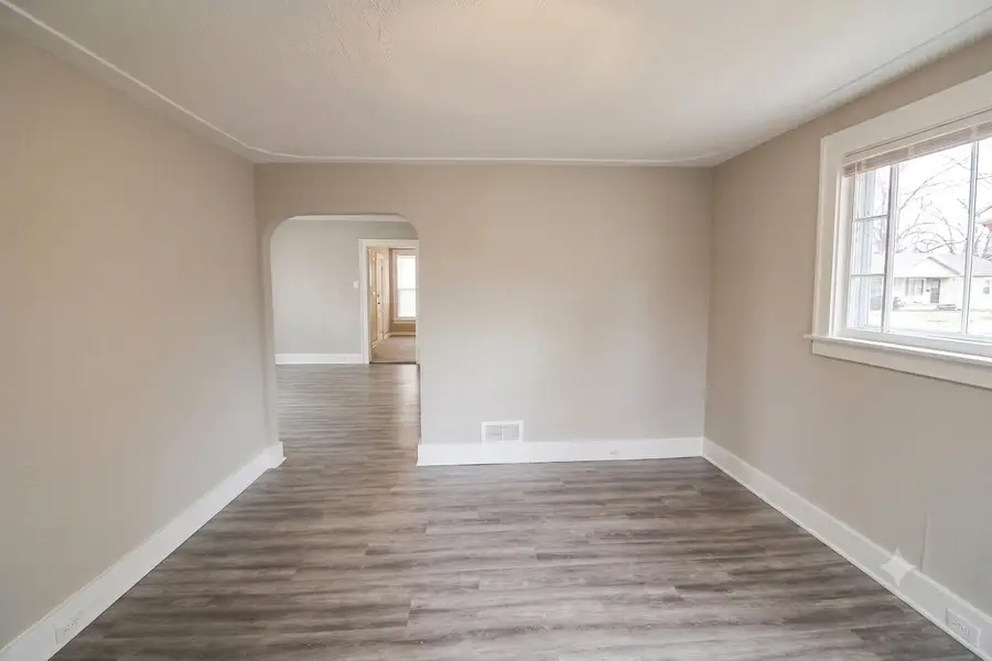 823 Mc Reynolds Avenue NW, Grand Rapids, MI 49504 - #2