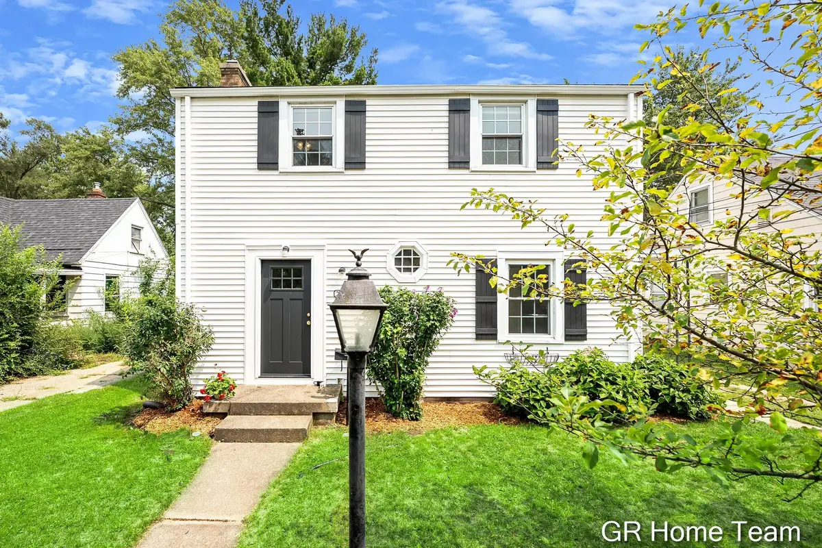 2138 Houseman Avenue NE, Grand Rapids, MI 49505 - #1