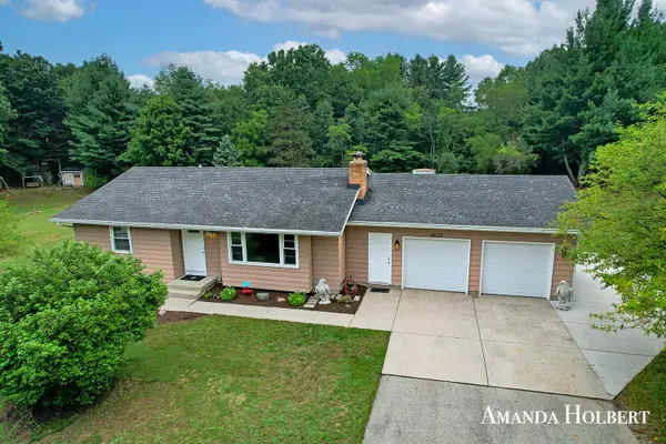 4635 12 Mile Road NE, Rockford, MI 49341