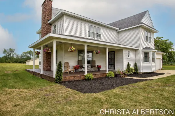 525 137th Avenue, Wayland, MI 49348