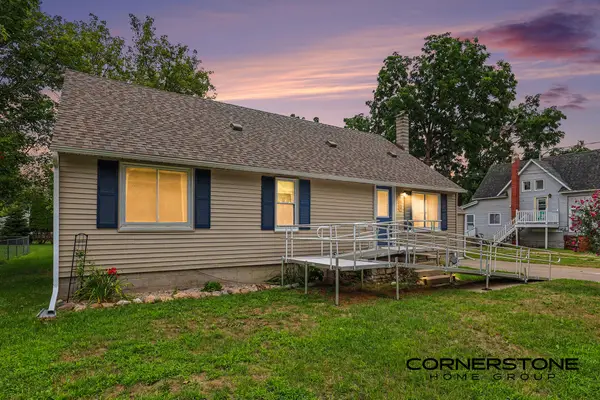 74 N Park Street NE, CedarSprings, MI 49319