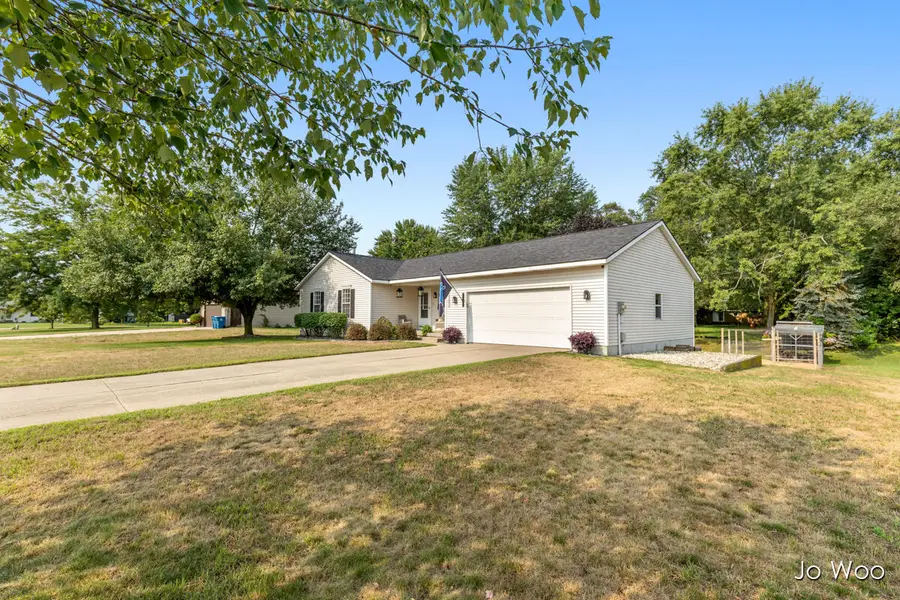 11395 Hunters Meadow Drive, Allendale, MI 49401 - #3