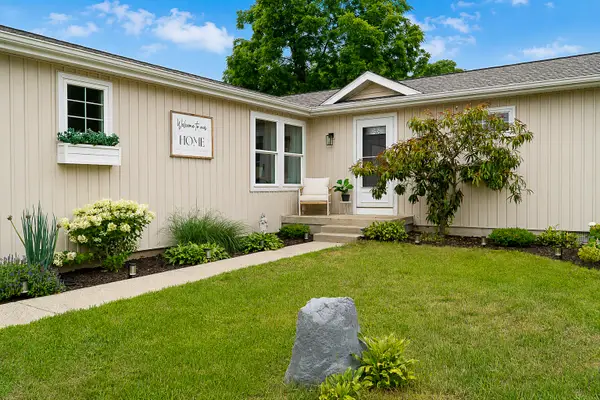 4144 13 Mile Road NE, Rockford, MI 49341