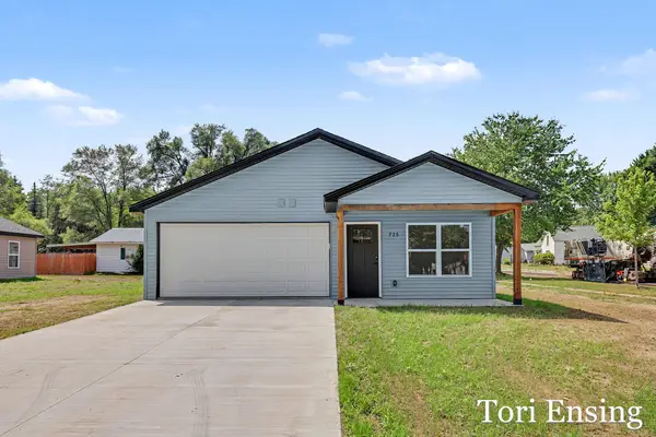 725 N Burgess Street, Greenville, MI 48838