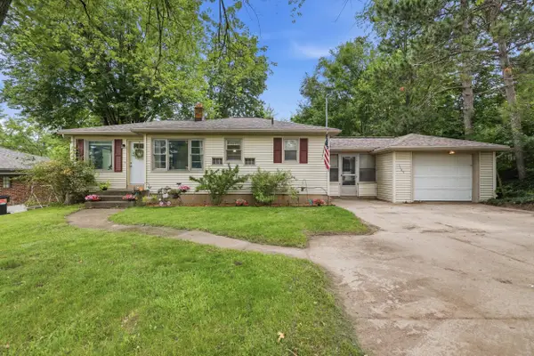 1105 52nd Street SE, Kentwood, MI 49508