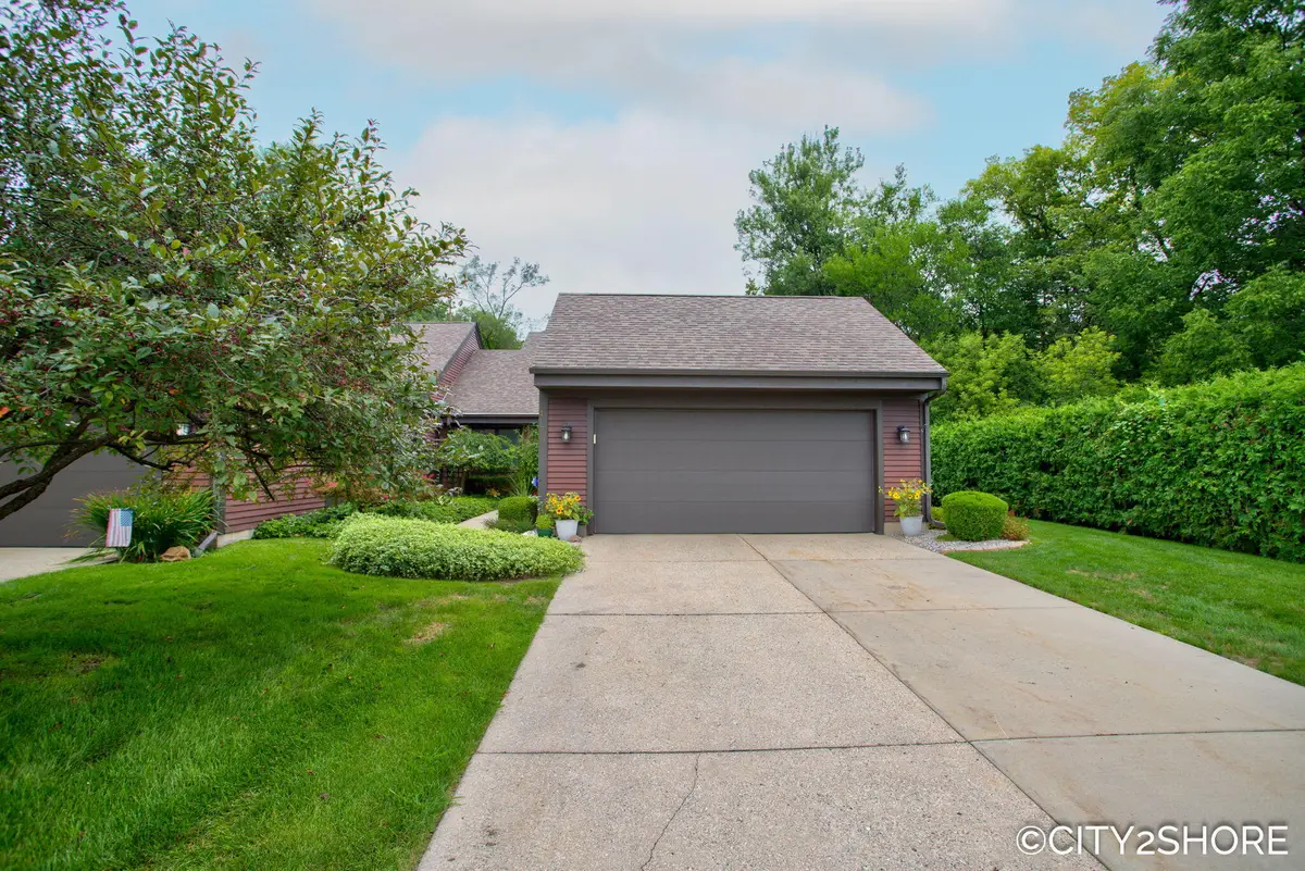 4177 Indian Spring Drive SW, Grandville, MI 49418 - #1