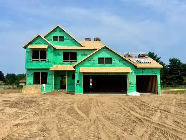 2147 Emerald Shore Circle NE, GrandRapids, MI 49505