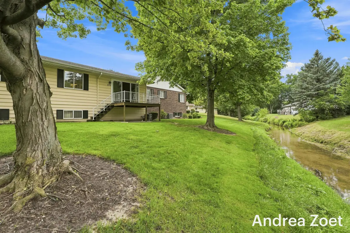 5773 Leisure South Drive SE Building: 17, Kentwood, MI 49548 - #1