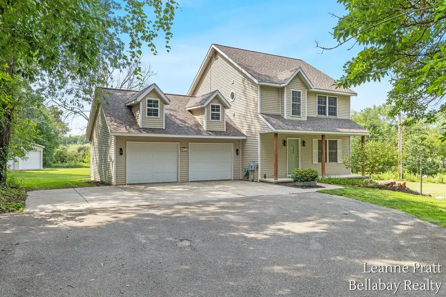 8015 Jericho Avenue NE, Rockford, MI 49341 - #2