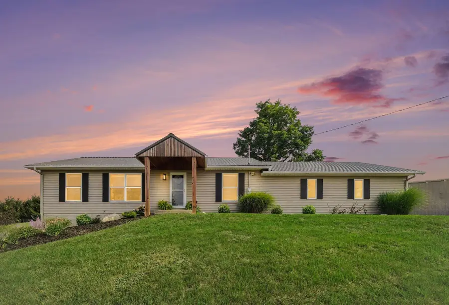 10320 Lincoln Lake Avenue NE, Greenville, MI 48838 - #2