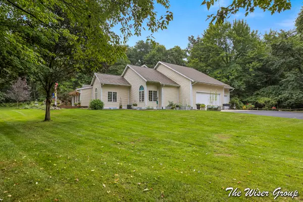 14761 Trillium Drive, Augusta, MI 49012