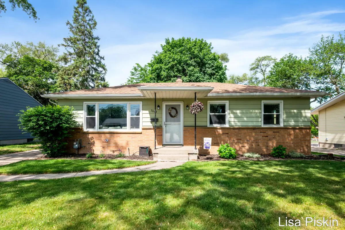 3643 Wyoming Avenue SW, Wyoming, MI 49519 - #1