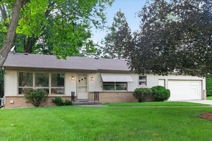 5073 Hillwood Court SE, Kentwood, MI 49508 - #2