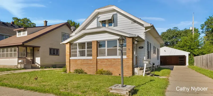 2451 Lamar Avenue SW, Wyoming, MI 49519 - #2