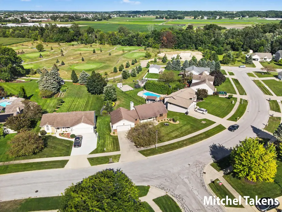 3011 Clearview Drive, Hudsonville, MI 49426 - #3