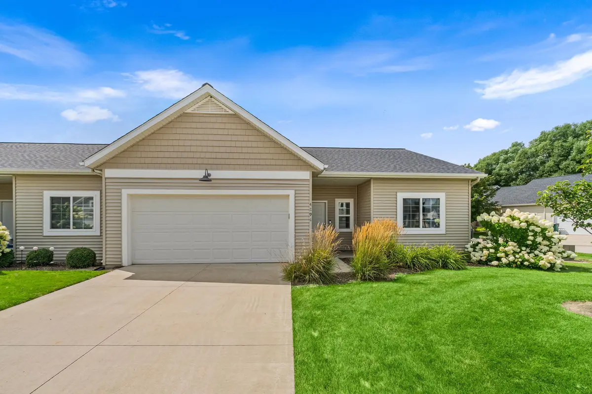 4294 Cidermill Drive Building: NA Unit: 32, Wayland, MI 49348 - #1