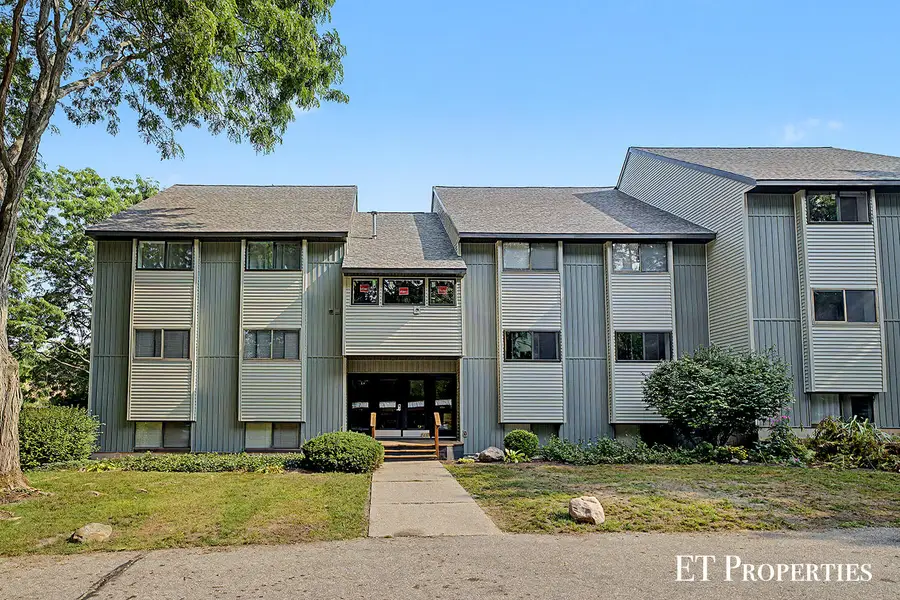 6681 Boca Vista Drive NE Unit: 201, Rockford, MI 49341 - #2
