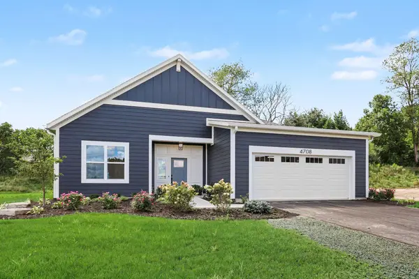 4708 Knapp Bluff Drive NE, GrandRapids, MI 49525