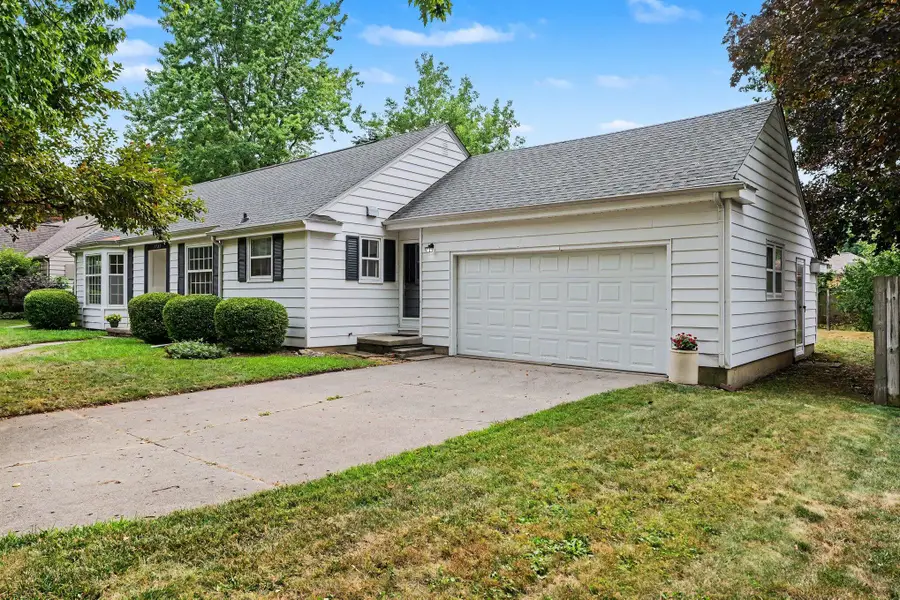 1725 Avalon Avenue, Saginaw, MI 48638 - #2
